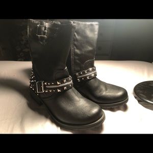 Black Boots Women 7